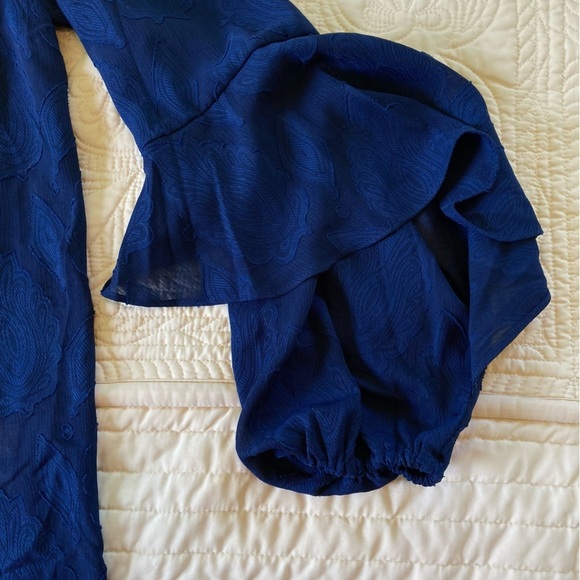 MICHAEL Michael Kors Navy Blue Leaf Jacquard Off-The-Shoulder Blouse (Size L) - Picture 11 of 16